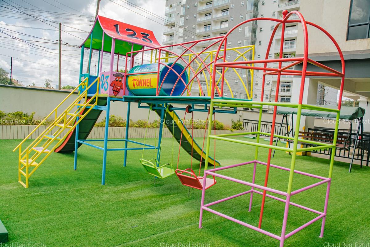 Furnished 3 Bed Apartment with Swimming Pool in Kilimani - 17