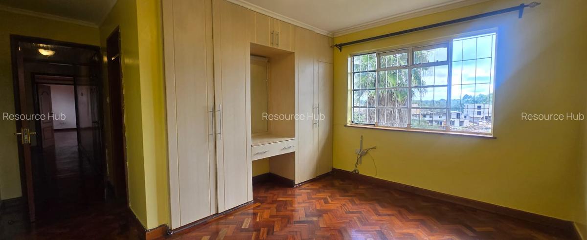 4 Bed House with En Suite at Karen - 18