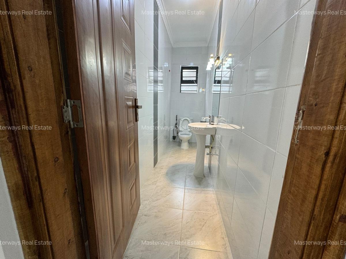 4 Bed Townhouse with En Suite in Ruiru - 10