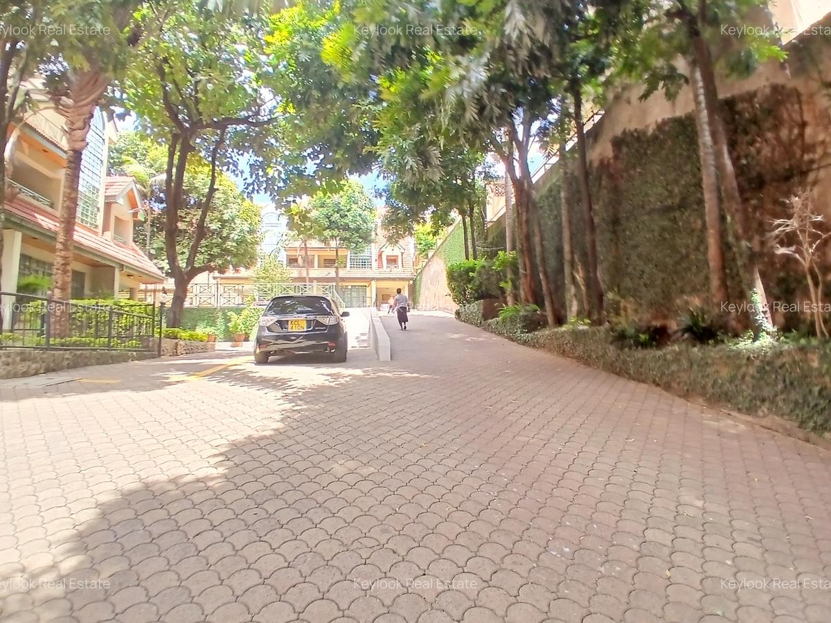 4 Bed Townhouse with En Suite at Lavington Green - 2