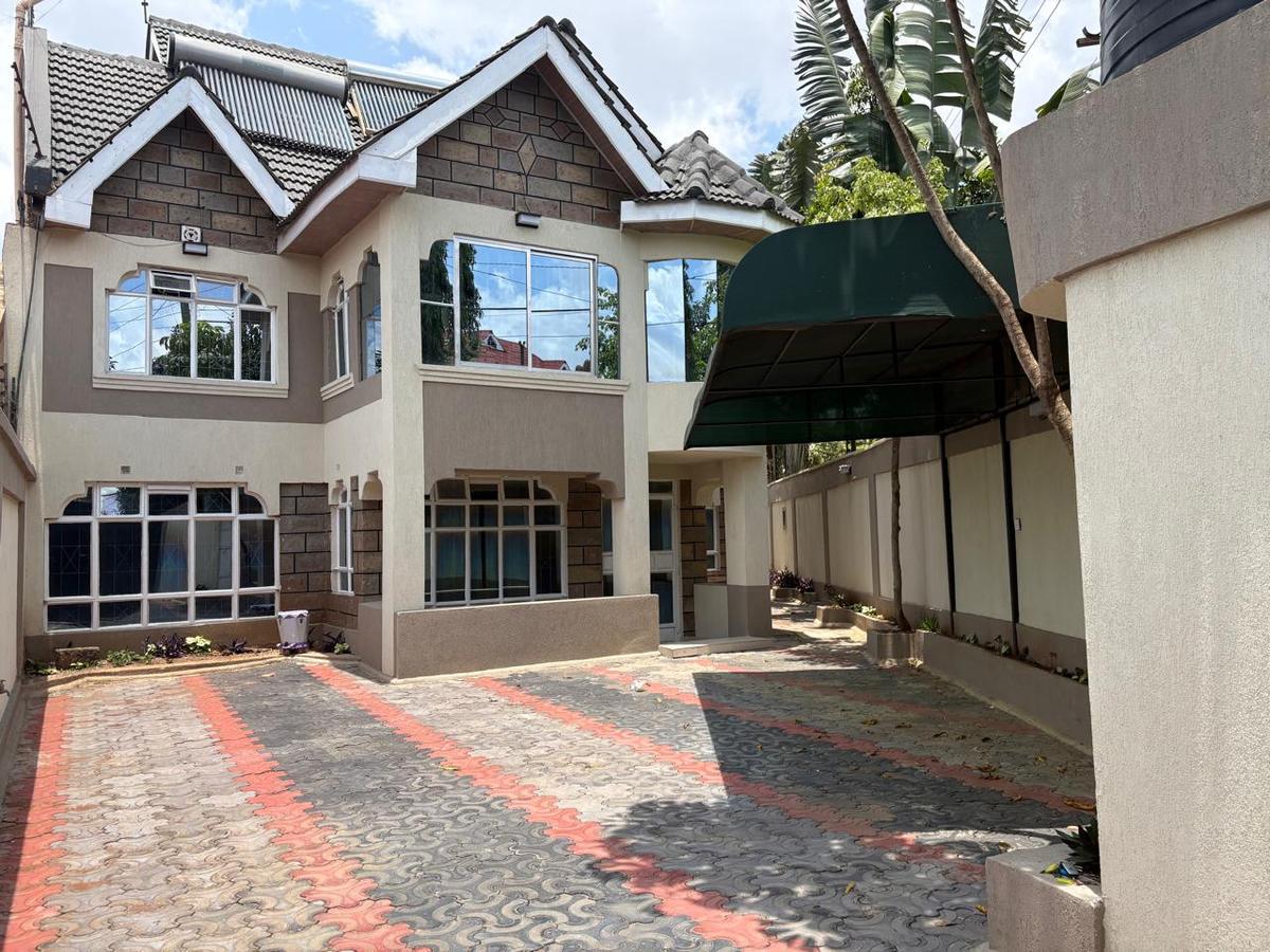 4 Bed Townhouse with En Suite at Muigai - 1