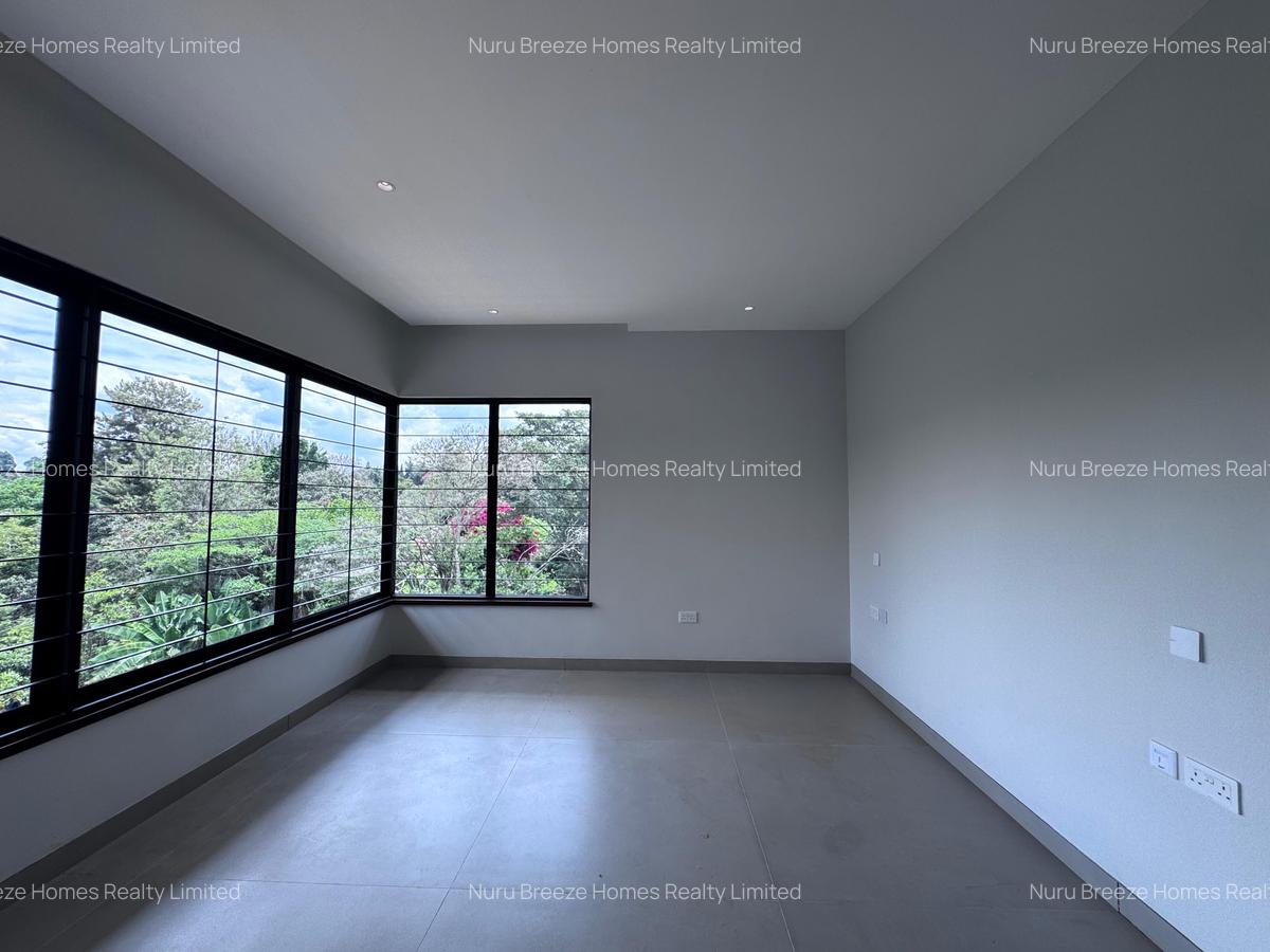 4 Bed Townhouse with En Suite in Loresho - 16