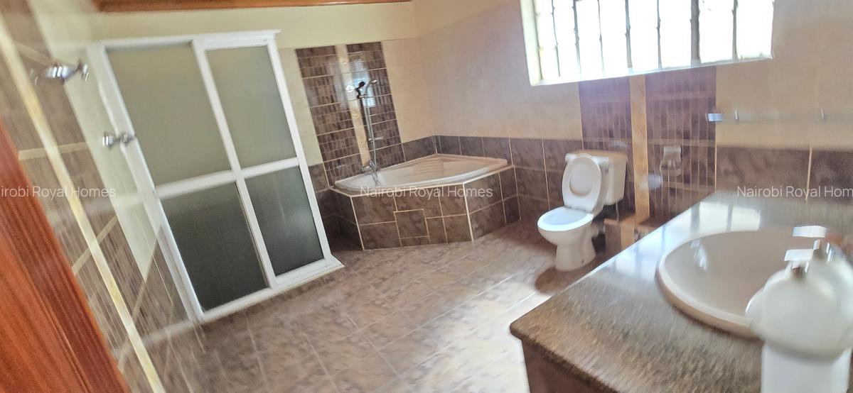 4 Bed Townhouse with En Suite at Lavington Green - 19