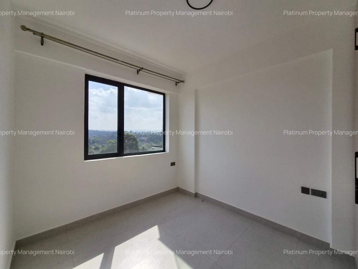 3 Bed Apartment with En Suite at Brookside Gardens - 12