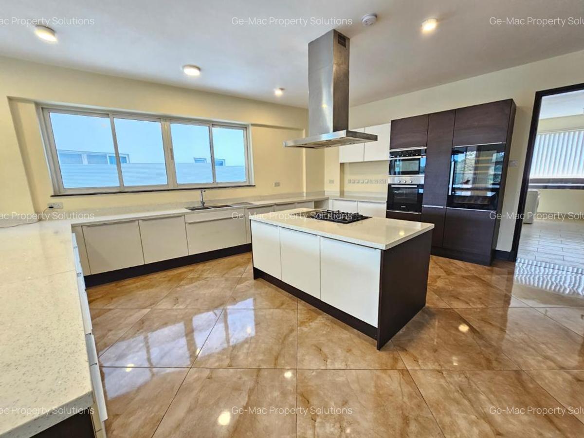 4 Bed Apartment with En Suite in General Mathenge - 8