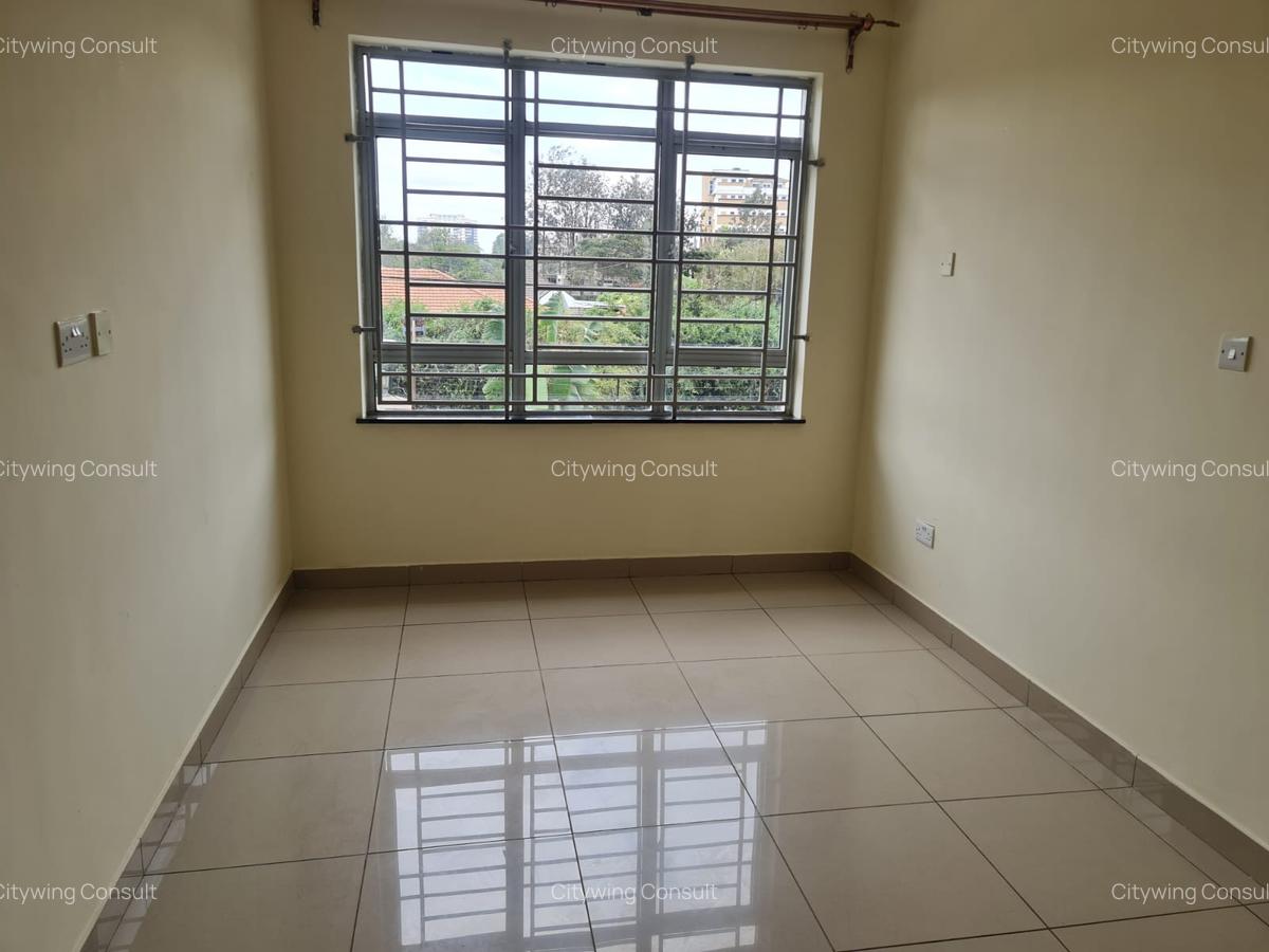 2 Bed Apartment with En Suite at Mazeras Road - 6