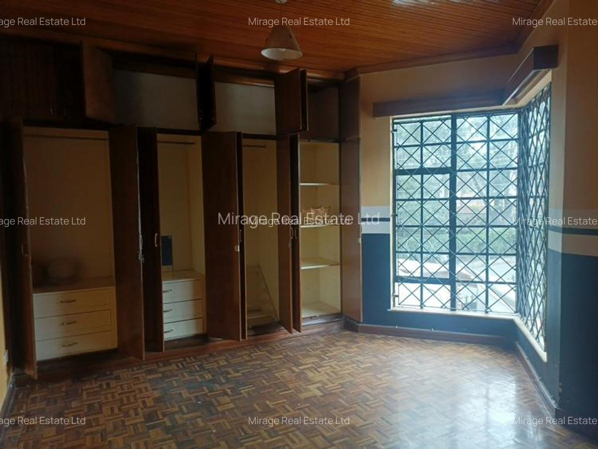 5 Bed Townhouse with Staff Quarters in Kilimani - 12