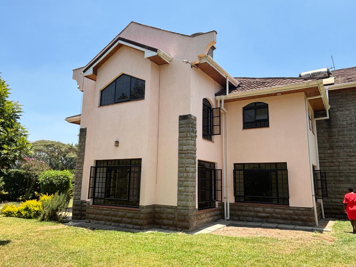 4 Bed House with En Suite in Karen - 3