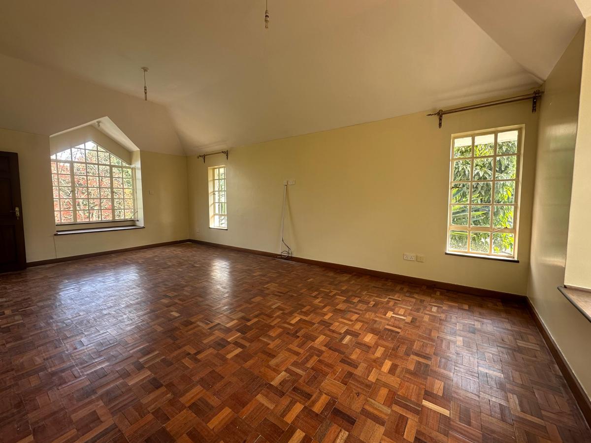 5 Bed Apartment with En Suite at Lavington - 13