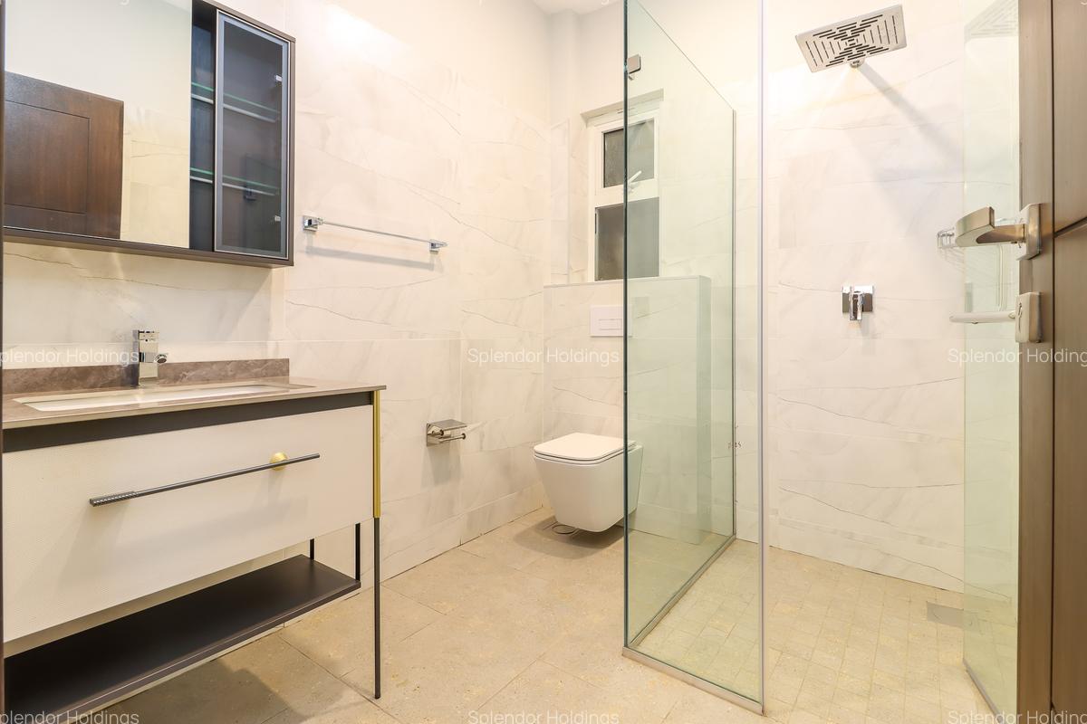 2 Bed Apartment with En Suite in Riverside - 13