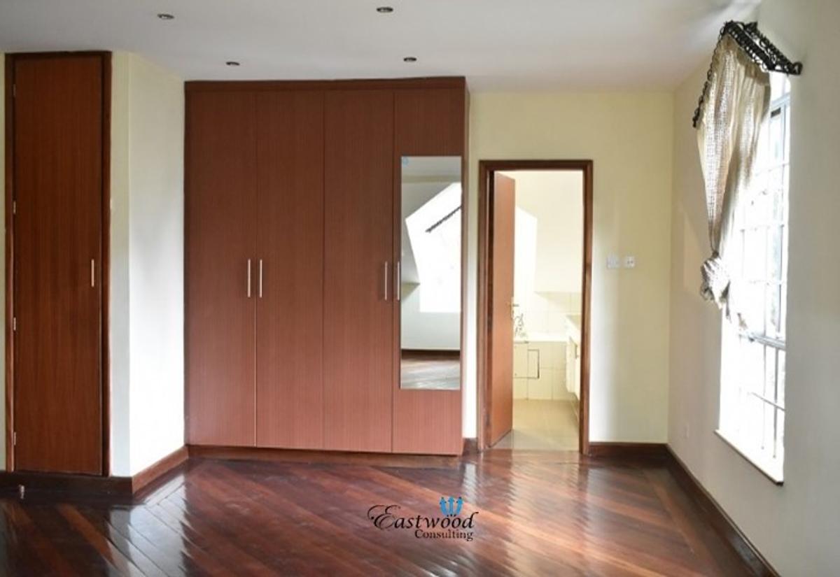 2 Bed Apartment with En Suite at Mogotio Road - 5