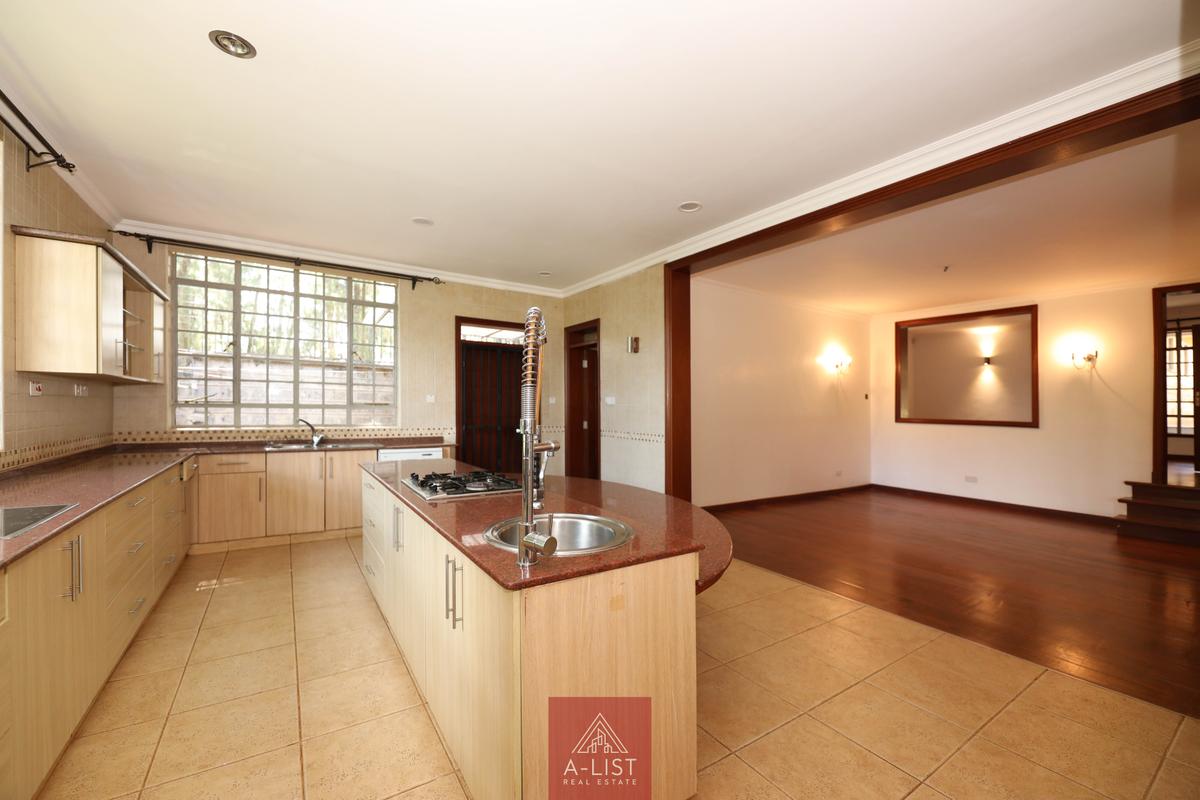 4 Bed House with En Suite at Loresho - 15