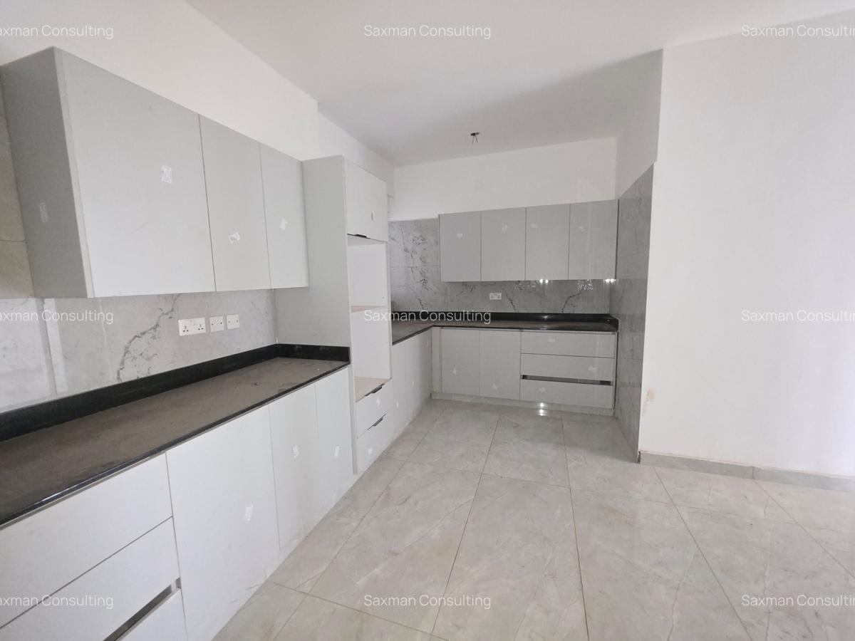 3 Bed Apartment with En Suite in General Mathenge - 5