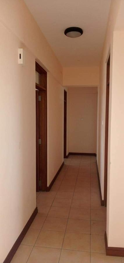 Serviced 3 Bed Apartment with En Suite at Mombasa - 13