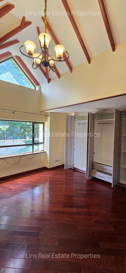 5 Bed Townhouse with En Suite in Lavington - 13