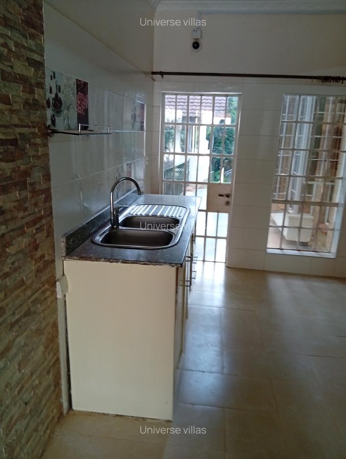 5 Bed Townhouse with En Suite at Karen - 7