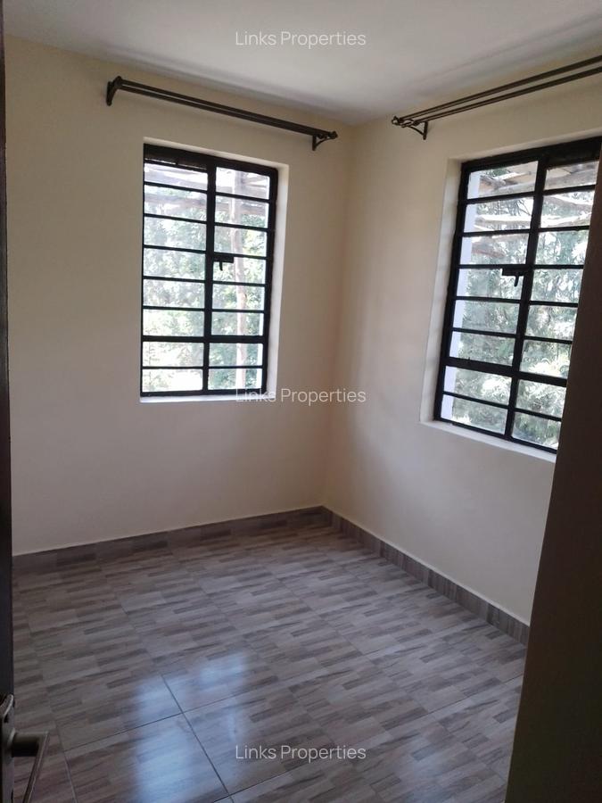 2 Bed Apartment with En Suite at Gataka Road - 10