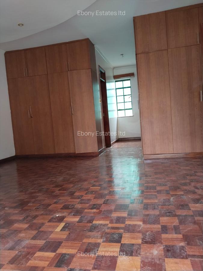 4 Bed Villa with En Suite in Kileleshwa - 13