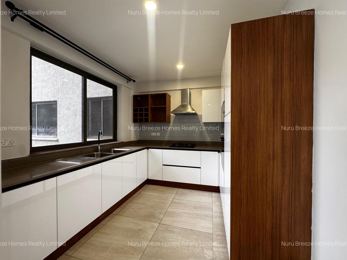 2 Bed Apartment with En Suite in Rhapta Road - 9