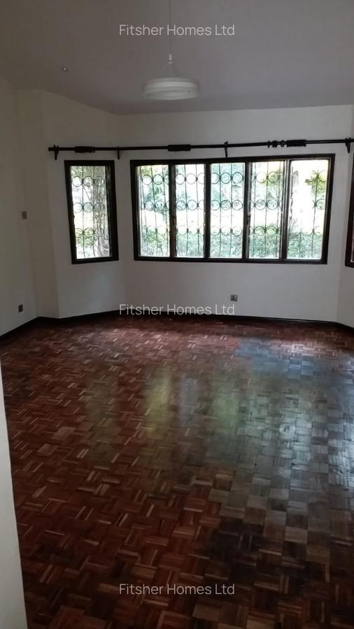 4 Bed House with En Suite in Kilimani - 11