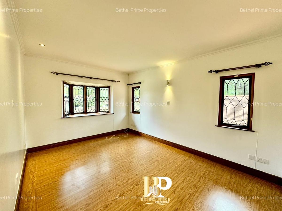 5 Bed House with En Suite in Gigiri - 9