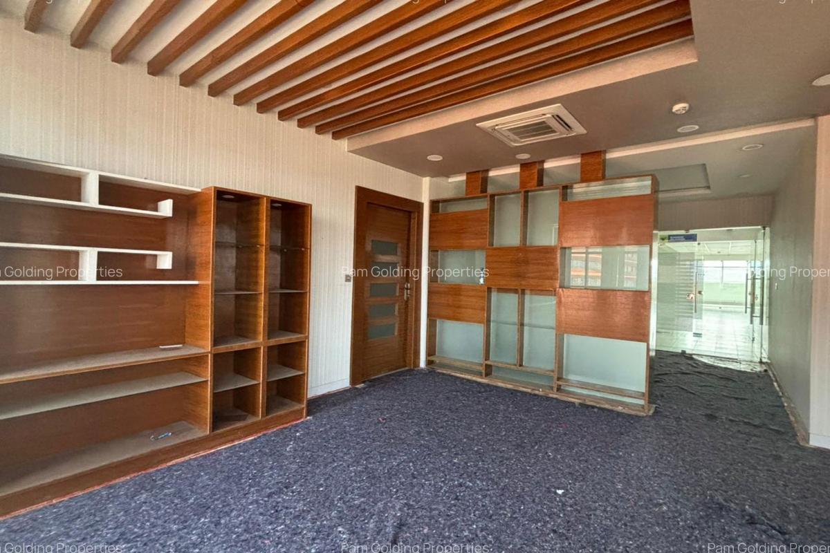 Office with Lift in Parklands - 10