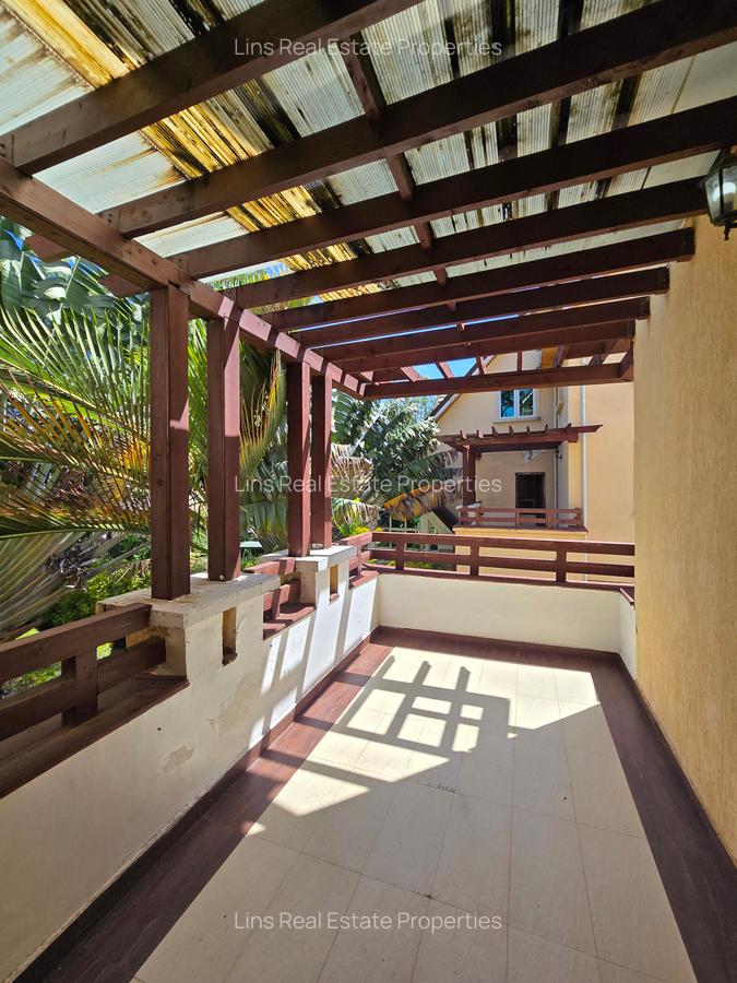 5 Bed Townhouse with En Suite in Lavington - 15