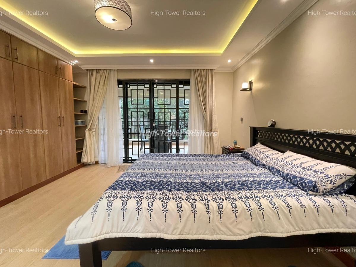 5 Bed House with En Suite at Kerarapon Drive - 16