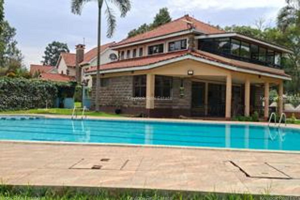 4 Bed Townhouse with En Suite at Off James Gichuru Road - 4