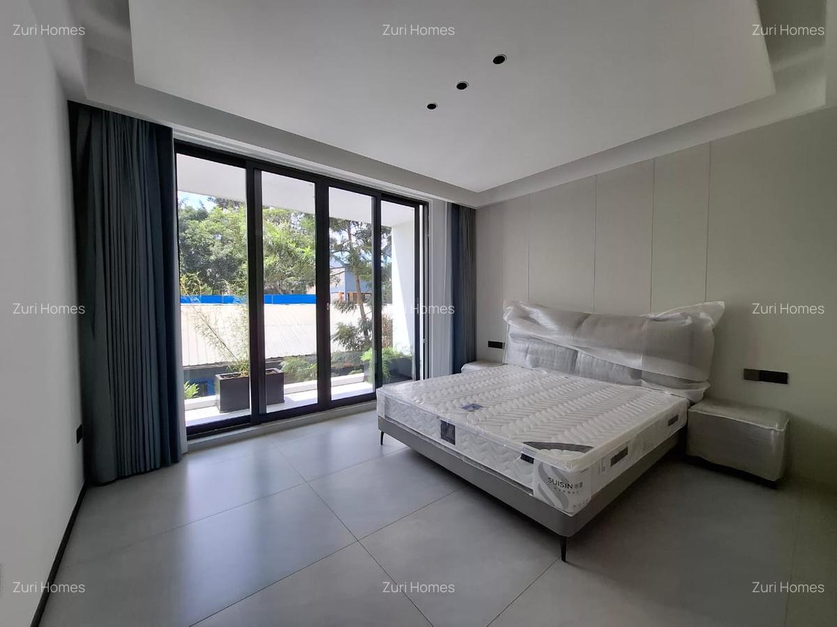 5 Bed Townhouse with En Suite in Lavington - 16