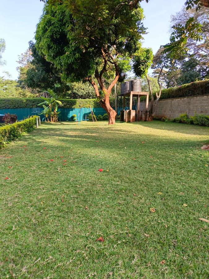 3 Bed House with En Suite at Rosslyn - 4