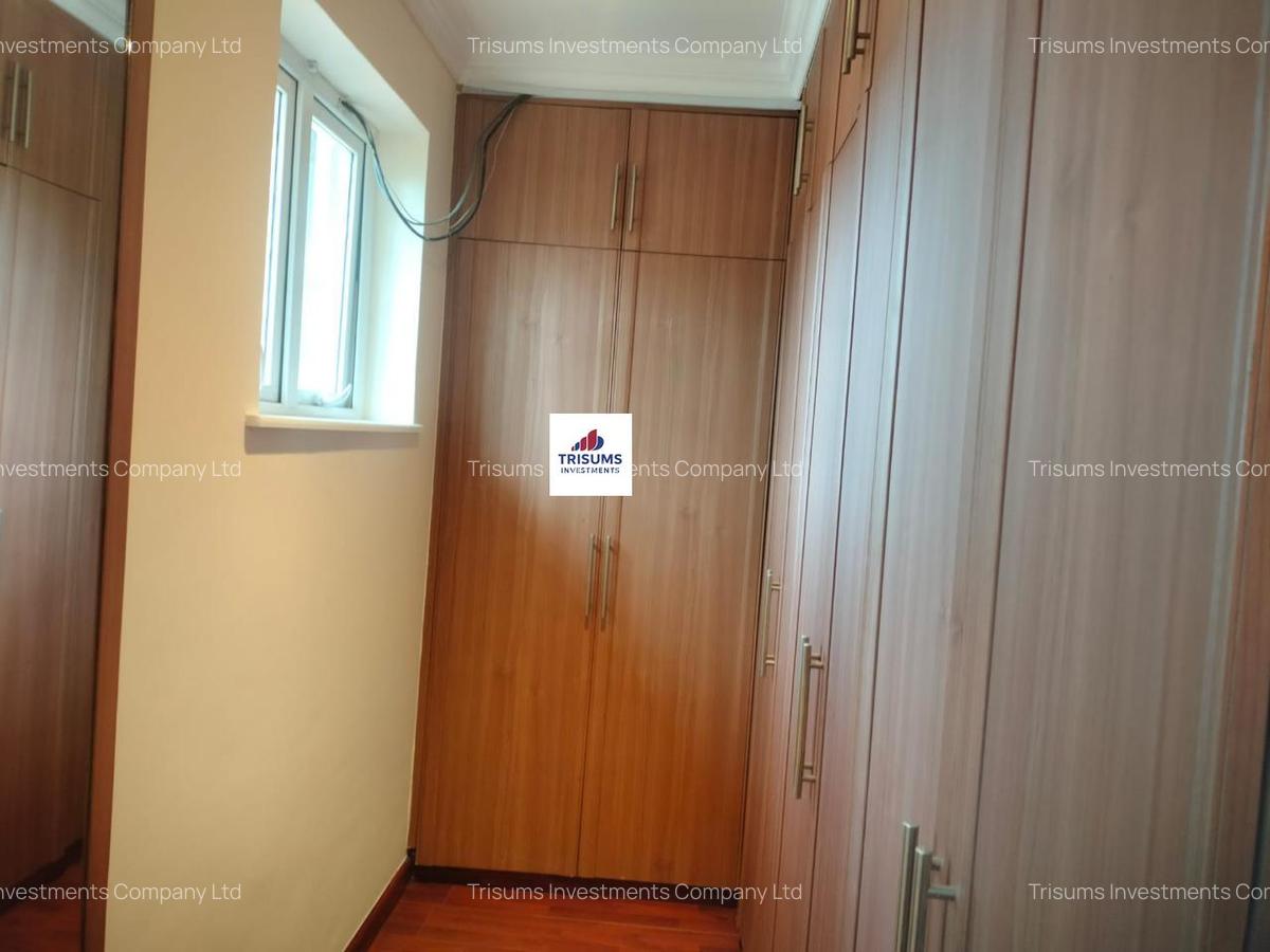 4 Bed Townhouse with En Suite in Westlands Area - 11