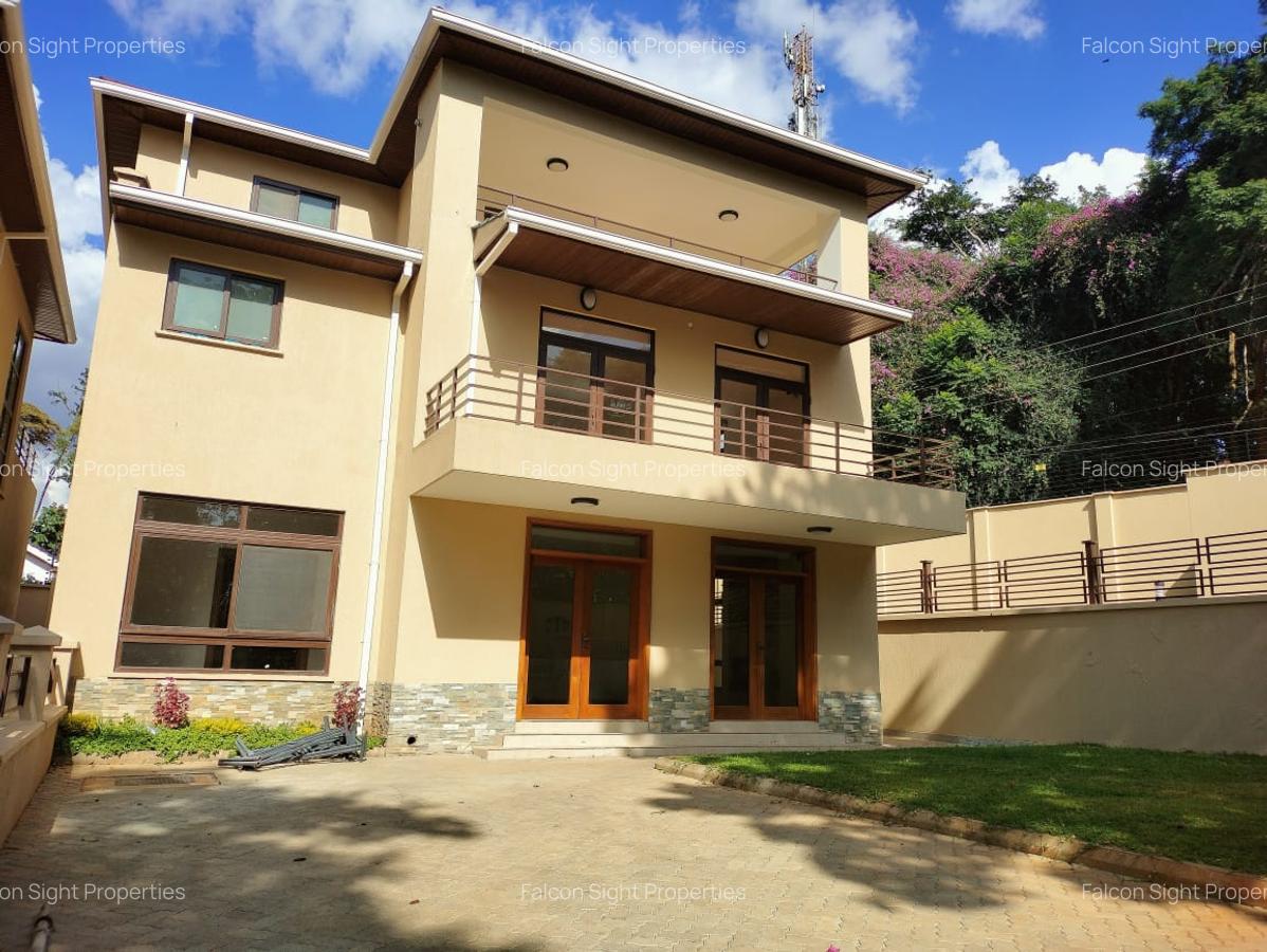 5 Bed Townhouse with Walk In Closet in Lavington - 3