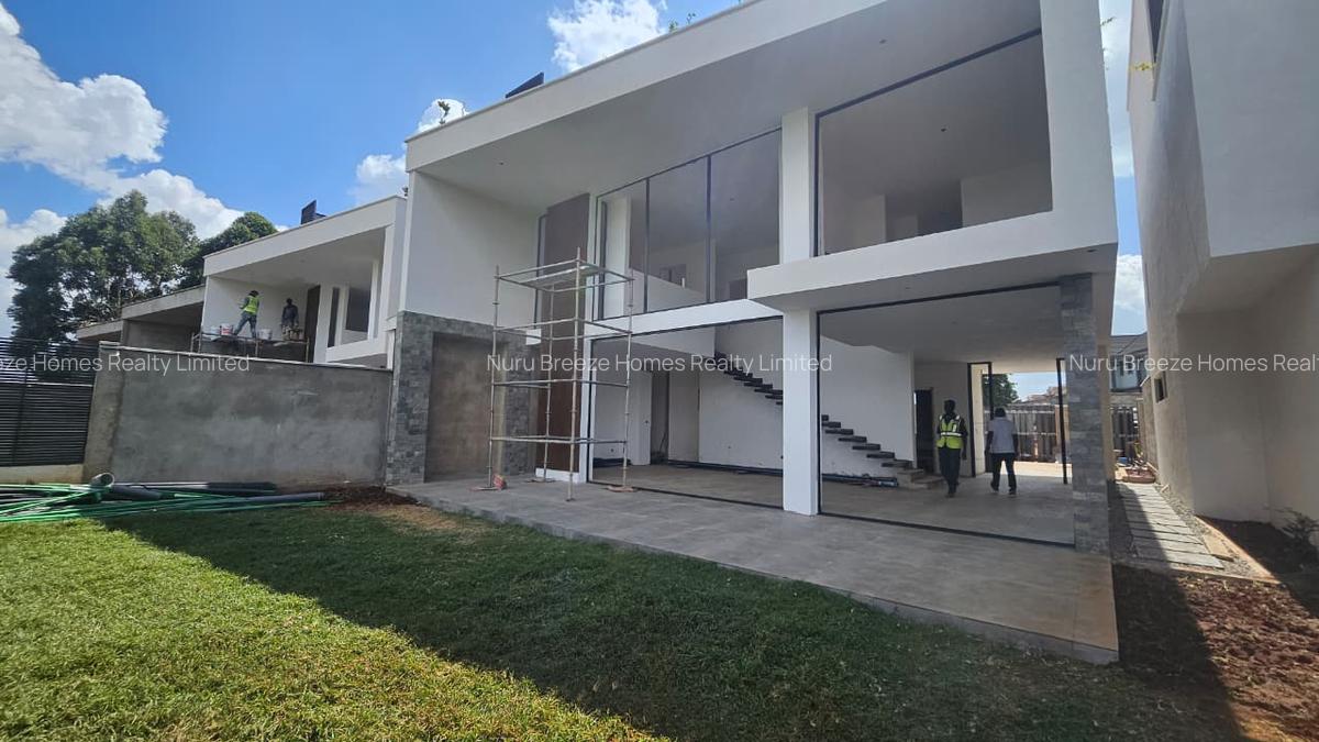 4 Bed Townhouse with En Suite in Kiambu Road - 18