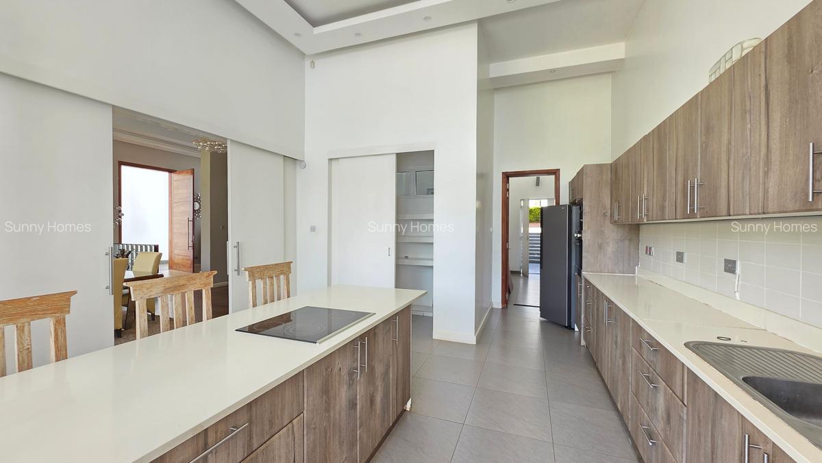 5 Bed Townhouse with En Suite at Shanzu Road - 9