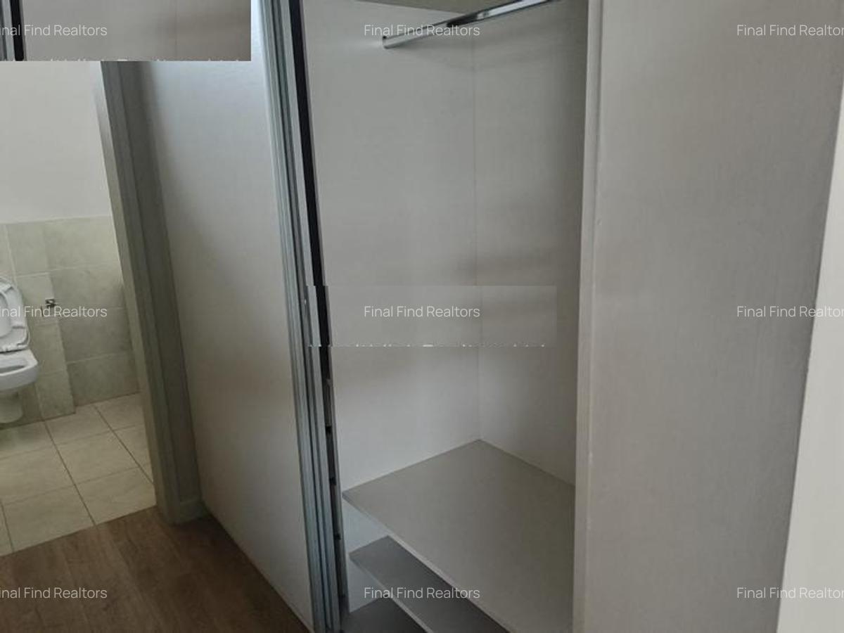 4 Bed House with En Suite in Runda - 10