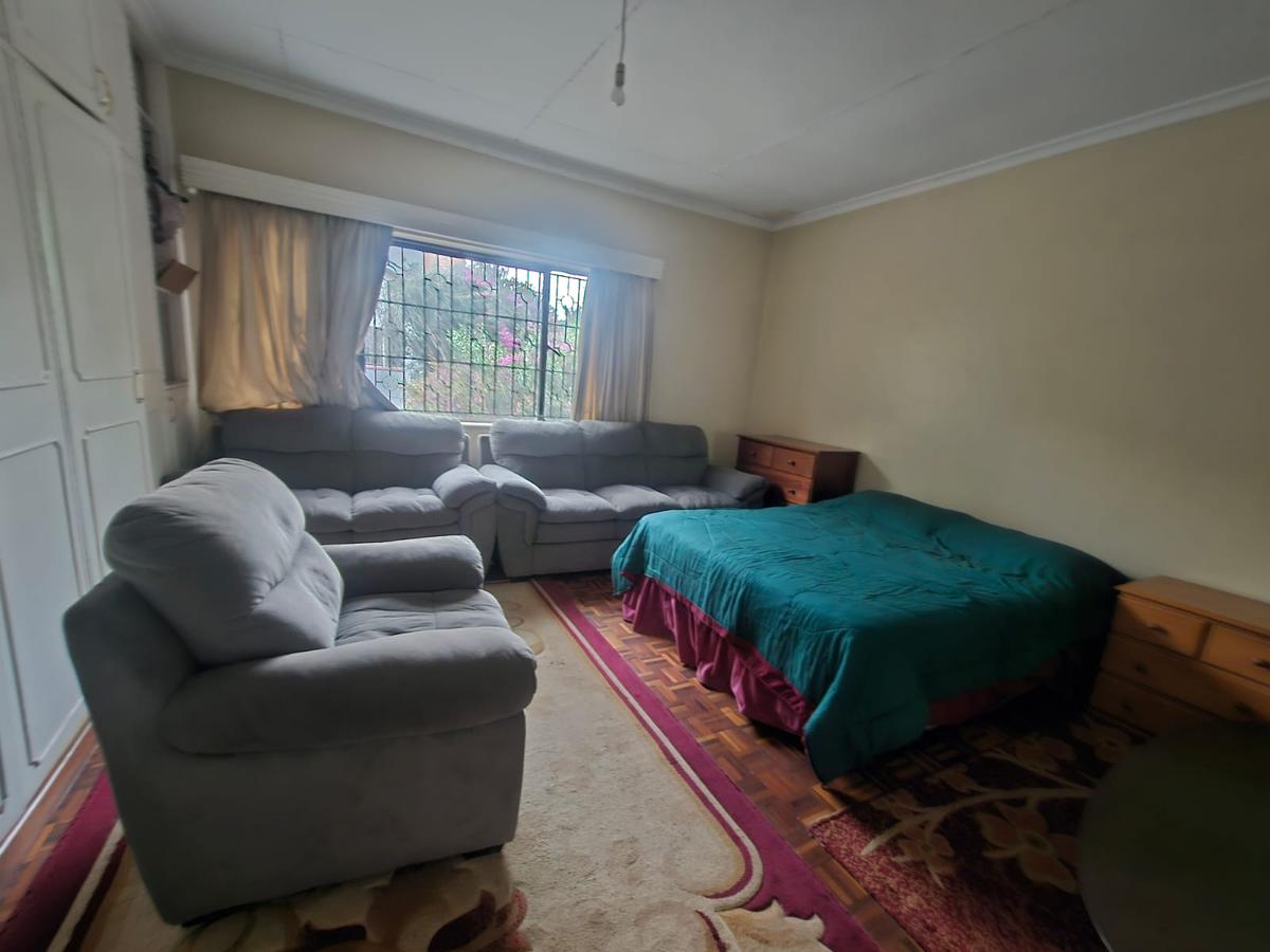 4 Bed House with En Suite in Kyuna - 9