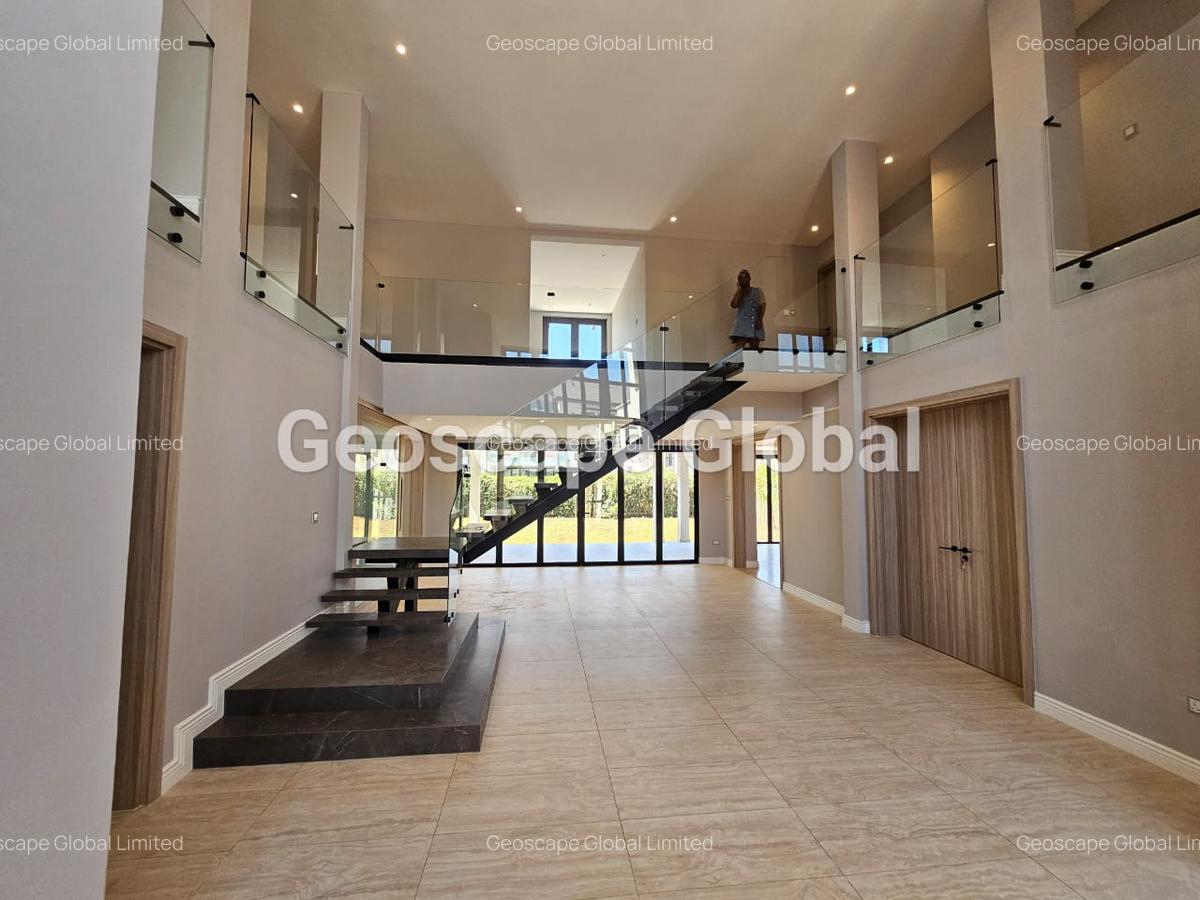 5 Bed Townhouse with En Suite in Runda - 10