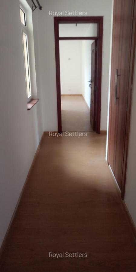 3 Bed Apartment with En Suite at School Lane - 12
