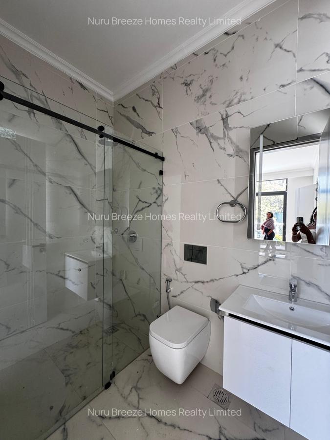 5 Bed Townhouse with En Suite in Lavington - 15