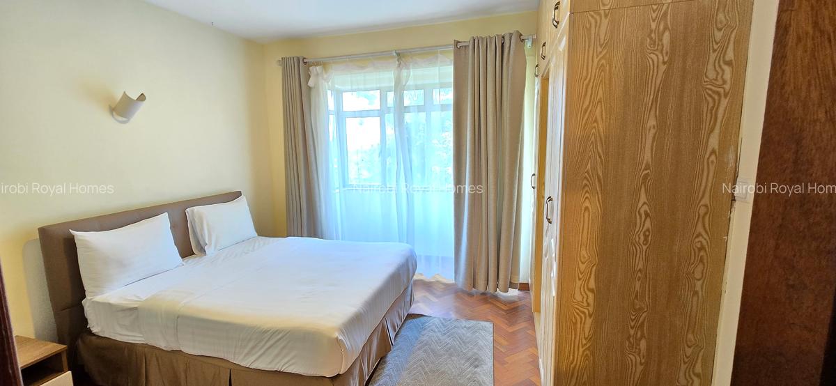 Serviced 3 Bed Apartment with En Suite at Hundreds Streets - 16