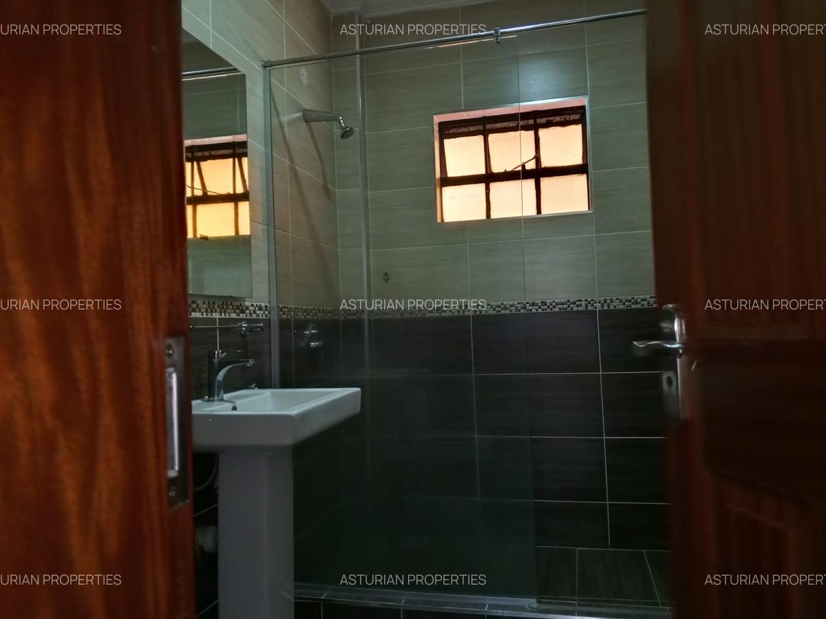 2 Bed Apartment with En Suite in Westlands Area - 8