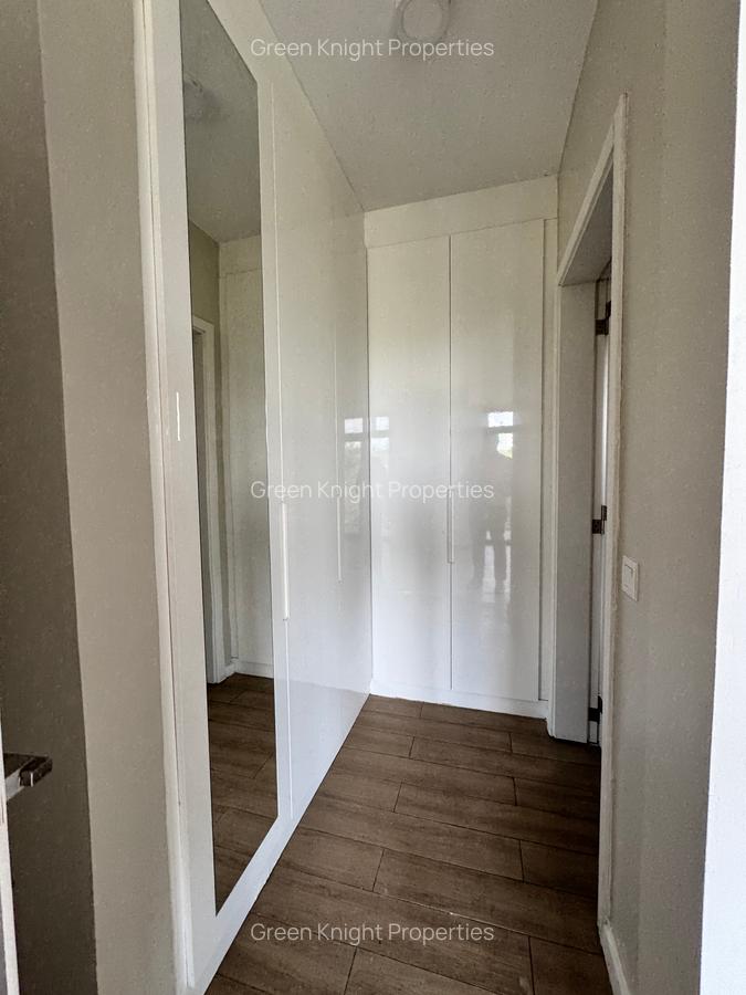 Serviced 2 Bed Apartment with En Suite in Lavington - 5