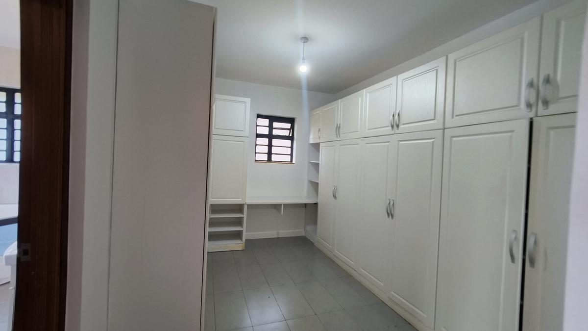 5 Bed House with En Suite in Kiambu Road - 12
