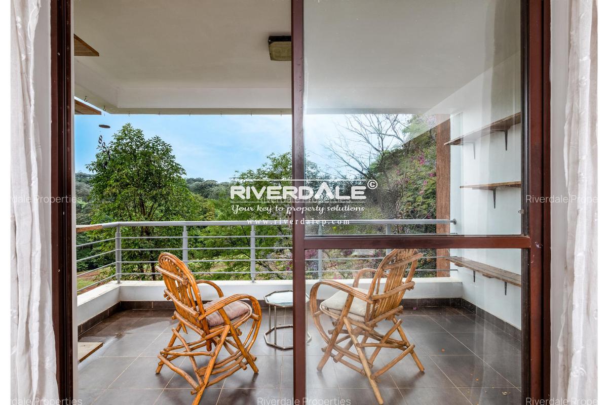 Furnished 4 Bed Apartment with En Suite in Parklands - 3