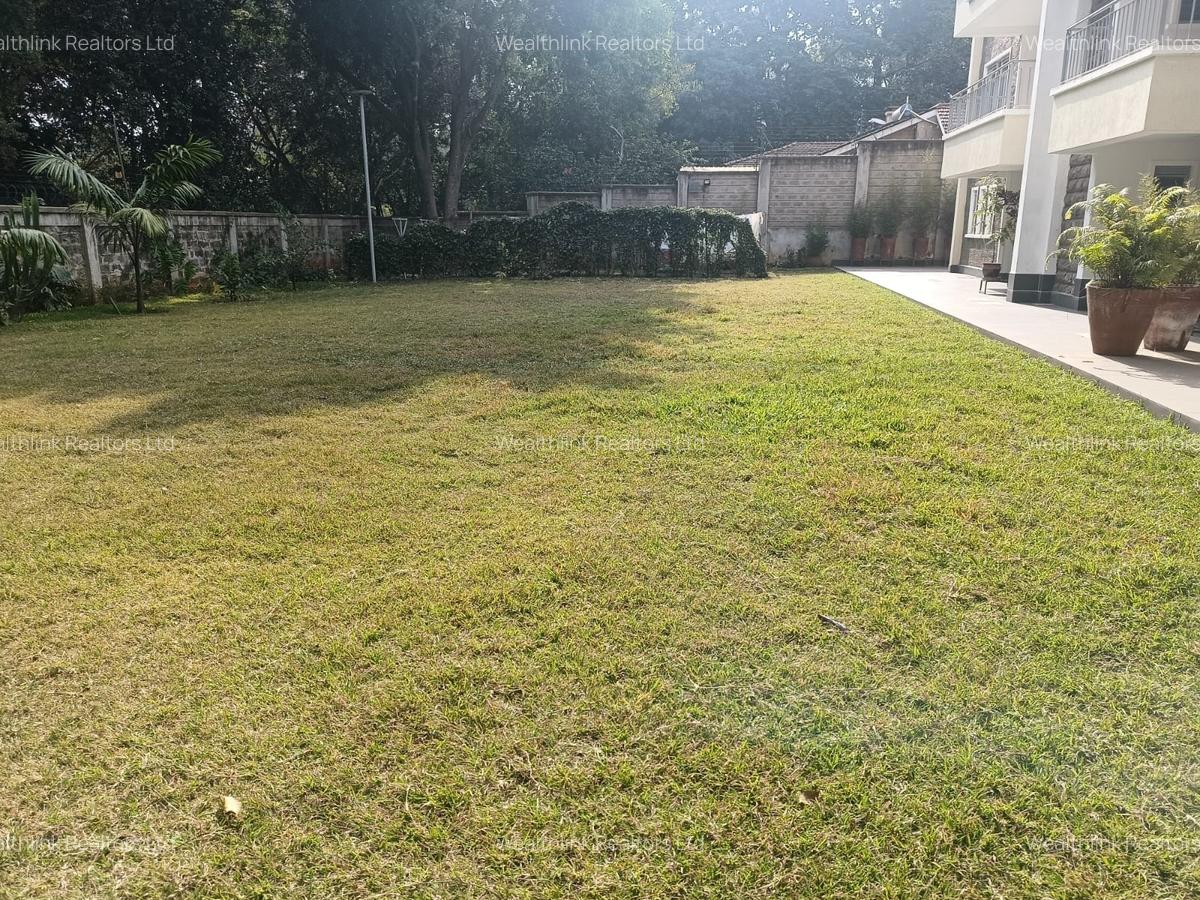 3 Bed Townhouse with En Suite at Runda - 9