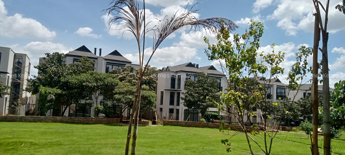 4 Bed Townhouse in Kiambu Road - 2
