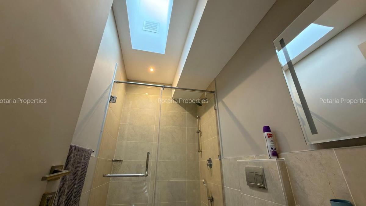 3 Bed Villa with En Suite in Runda - 14