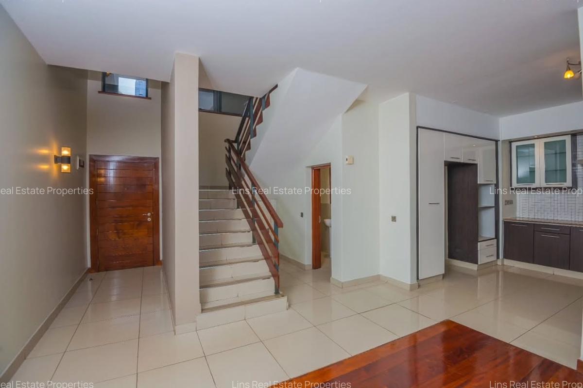 3 Bed Apartment with En Suite in Westlands Area - 9