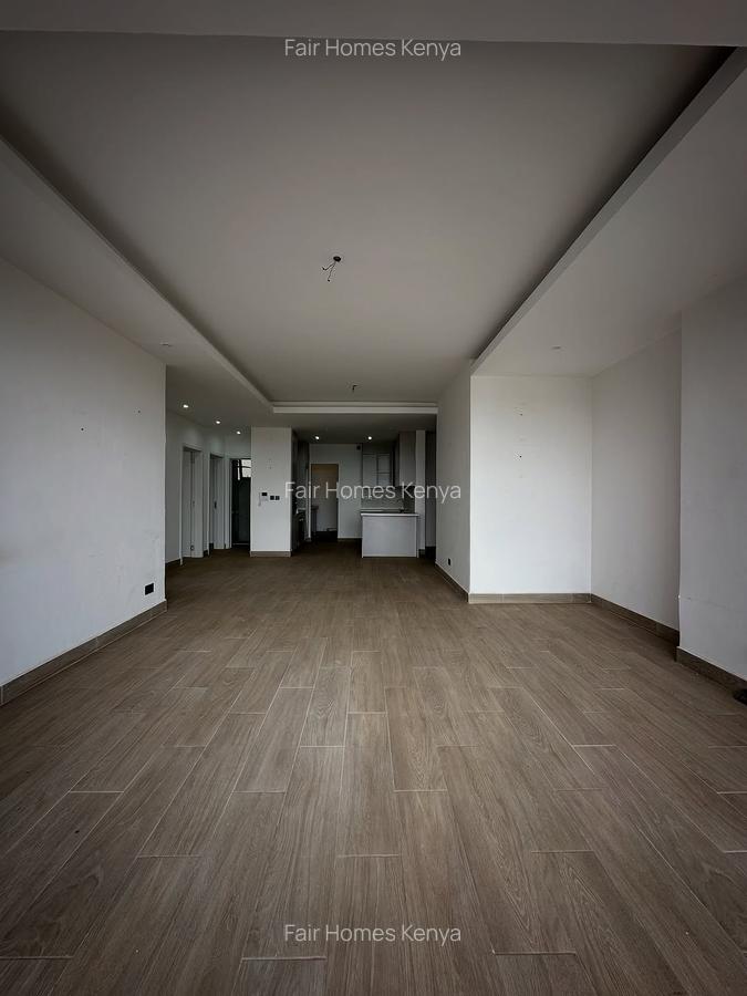 3 Bed Apartment with En Suite at Riverside Drive - 2